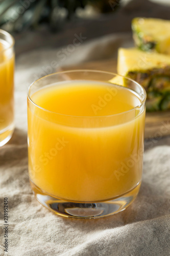 Raw Orange Pineapple Juice