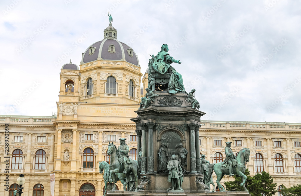 Empress Maria Theresia monument in Vienna, Austria Empress Maria Theresia monument in Vienna, Austria