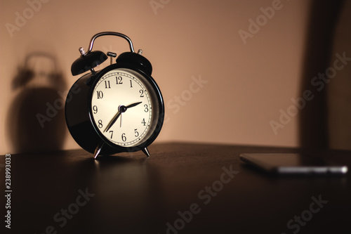 Clock on the office / It's time to work 