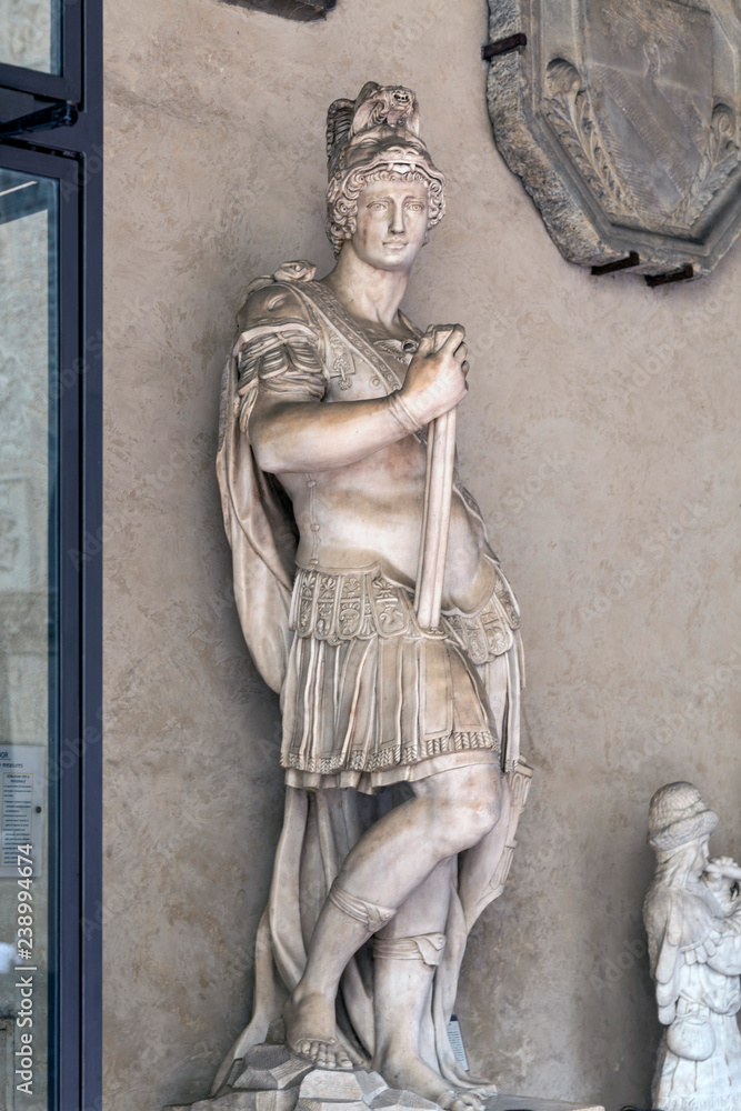 Obraz premium Statue of warrior