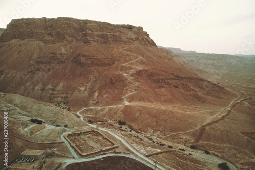 Photos aerial view of the ruins of roman camp at the masada fortress in the arava valley in israel