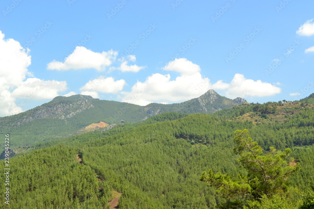 Obraz premium Mountains near the town of Alanya in Turkey in July 2015