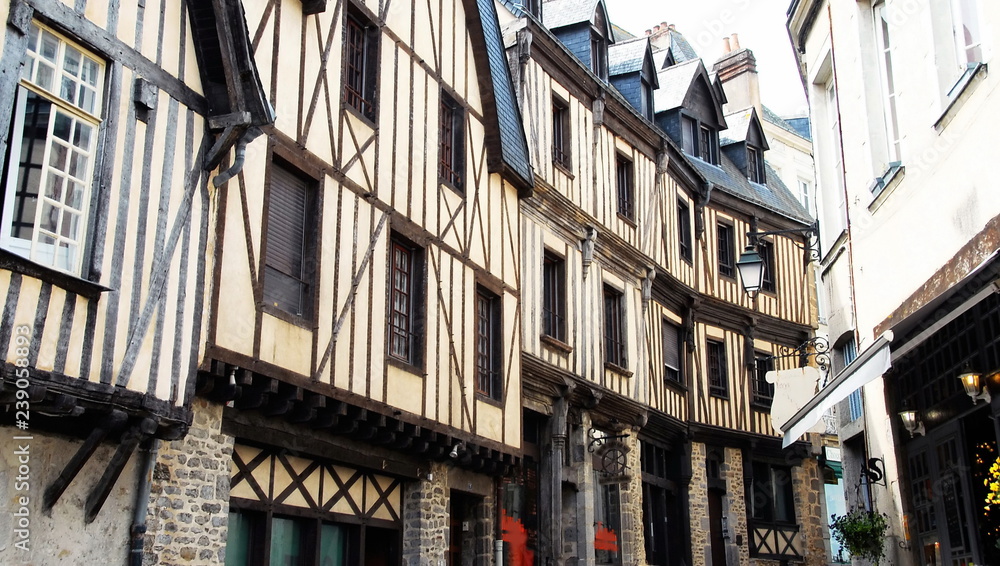 Ville de Laval, maisons à colombages du centre historique de la ville, département de la Mayenne, France
