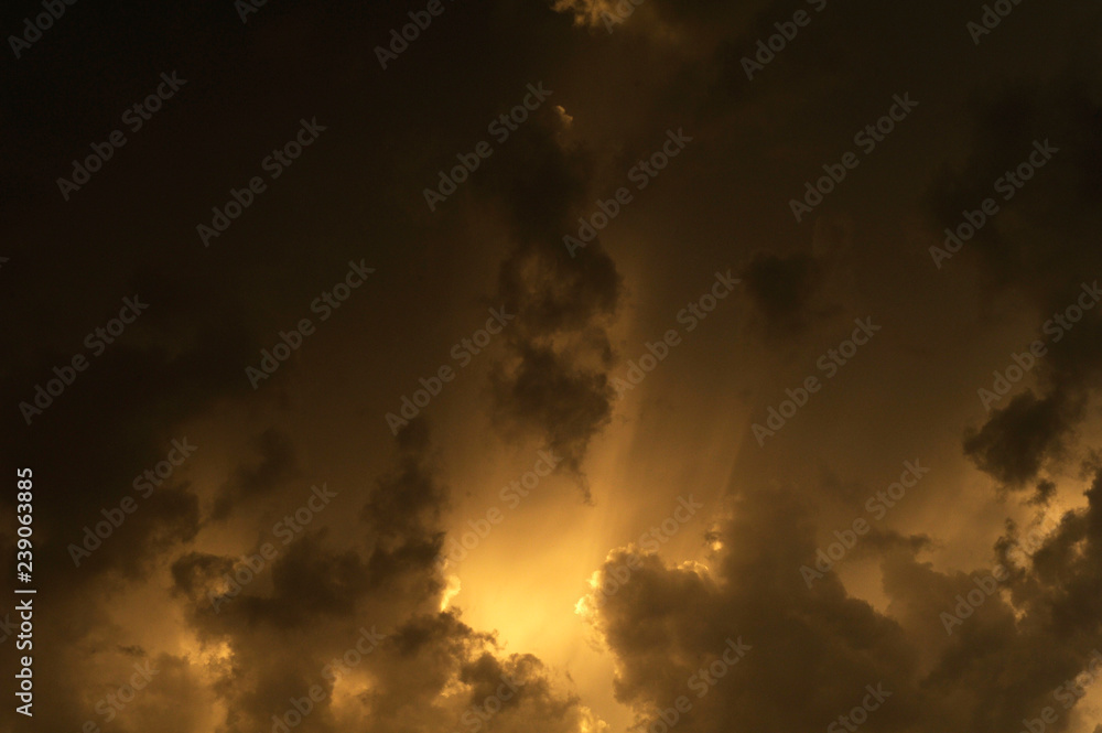 Fototapeta premium dramatisches licht