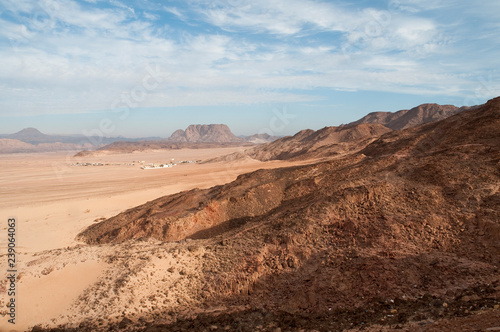 Sinai Wüste mit Gebirge Ägypten