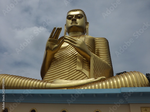 golden statue of buddha in sri lanka