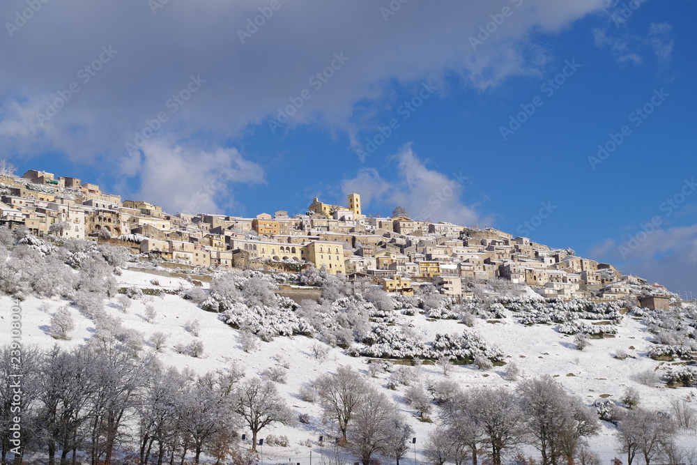 Grumento Nova innevata