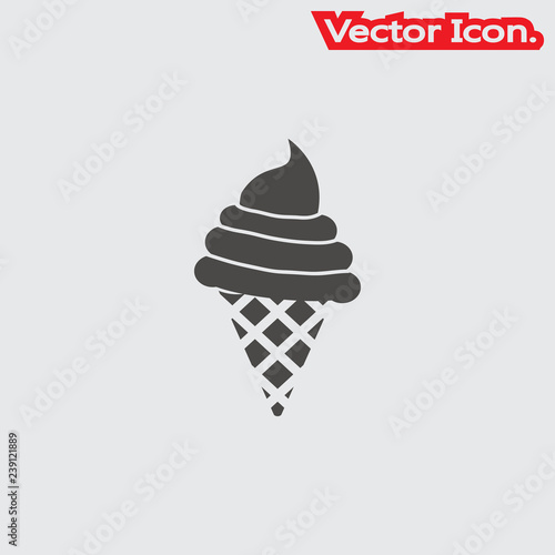 ice-cream icon isolated sign symbol and flat style for app, web and digital design. Vector illustration.