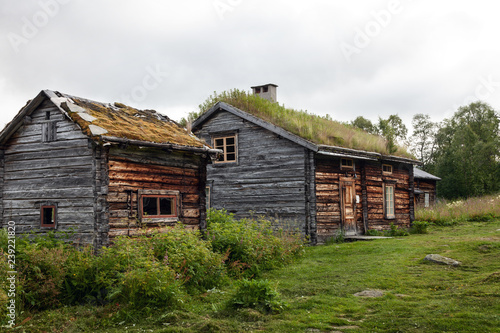 Alte Holzhäuser in Schweden