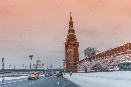 Fototapeta Naklejka Na Ścianę i Meble -  wall with a tower of the Moscow Kremlin