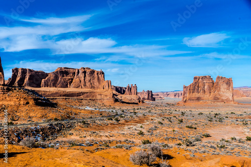 An overview of the buttes in Arches National Park © TomR