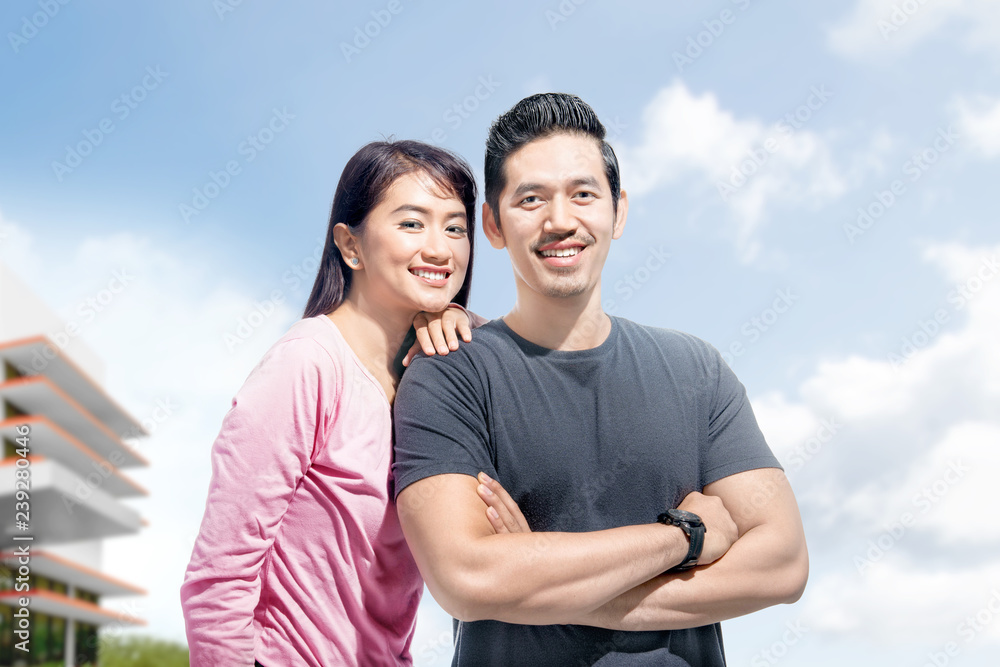 Young asian couple with the woman lean back on the man shoulder Young asian couple with the woman lean back on the man shoulder