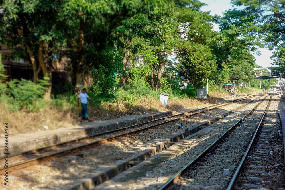Obraz premium ヤンゴン 線路