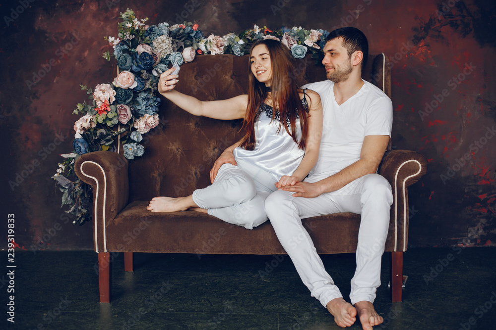 Obraz premium Couple in a studio