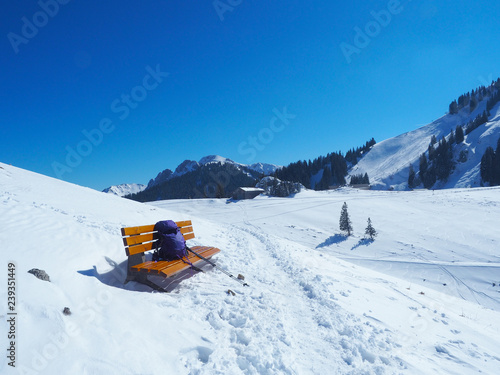 Wandern zum Wallberghaus - Wanderpause photo