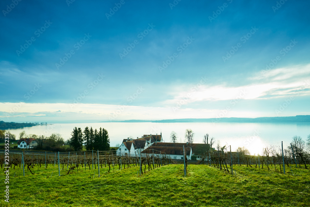 Blick von Birnau auf das Südufer des Bodensees Blick von Birnau auf das Südufer des Bodensees