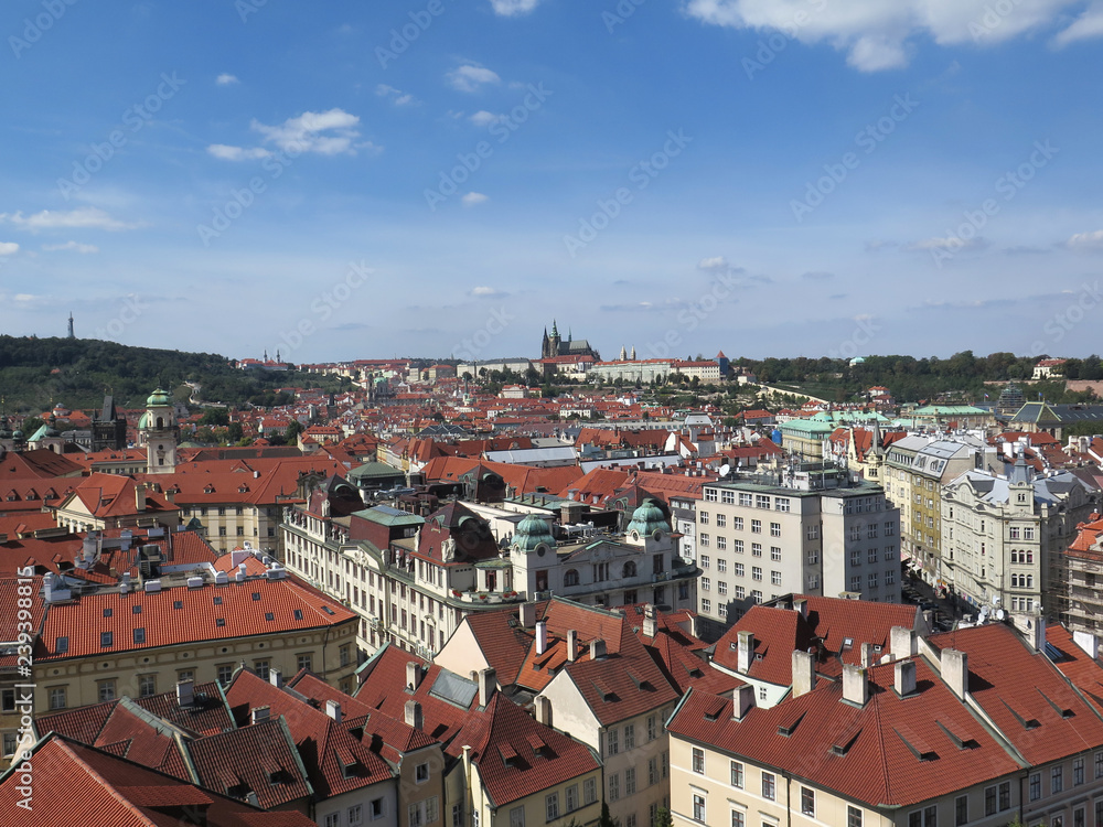 Blick über die Dächer von Prag, Tschechien