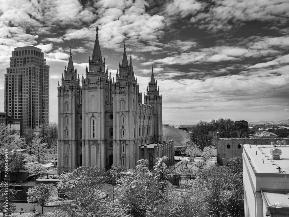 Black and white of the LDS Temple in Salt Lake City utah