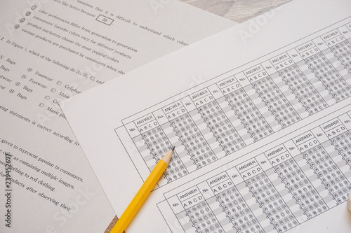 Wallpaper Mural Test question paper and answer sheet　試験問題と解答用紙	 Torontodigital.ca