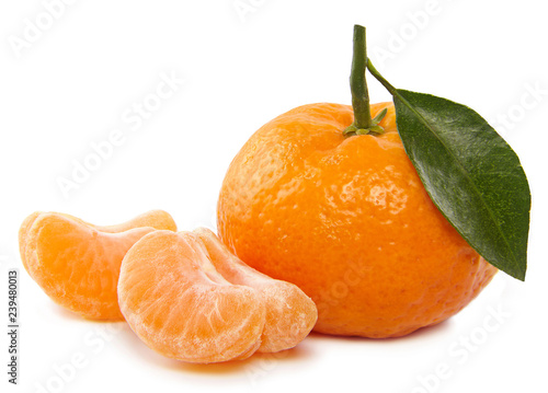 Mandarin with leave and slice cut out.