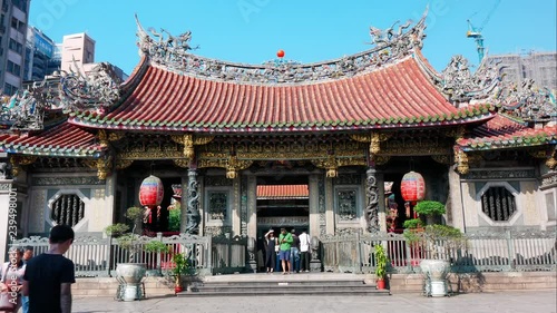 TAIPEI, TAIWAN - NOVEMBER 29, 2018 : 4K Timelapse LongShan Temple.  