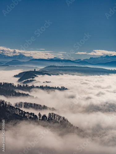 zürich nebel uetliberg