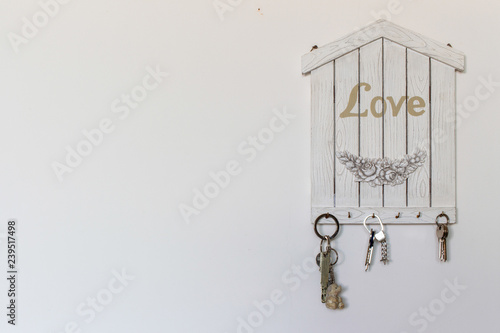 Wooden keyring for home