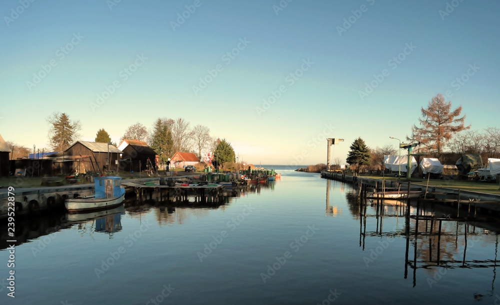 Fototapeta premium Hafen in Neuendorf