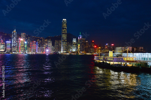 Hong Kong baie Chine tour Kowloon mer port nuit