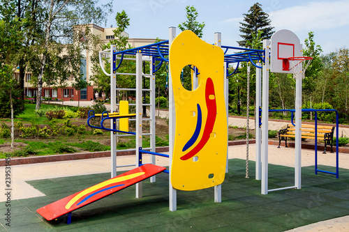 childrens play area, public place for active children's leisure
