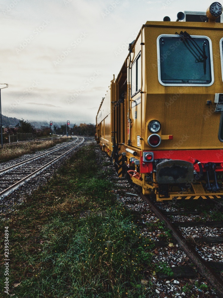 Obraz premium old train on railway