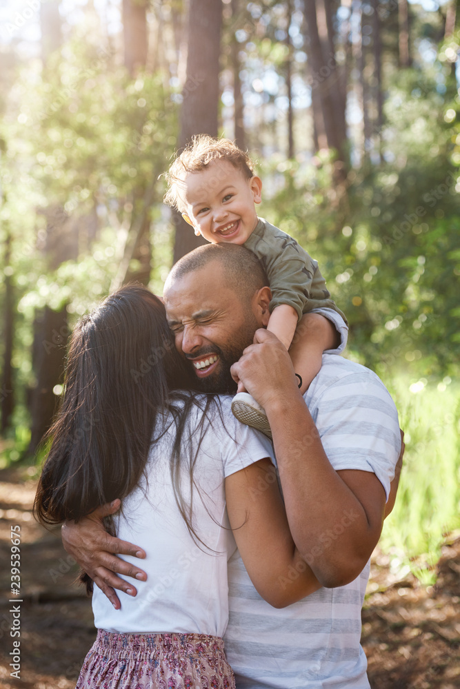Fototapeta premium Family hugging loving moment