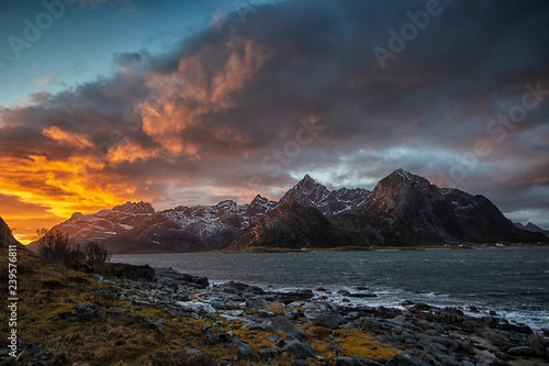 The sun has finally set on Lofoten for the year. A though it remains below the southern horizon at noon, on clear days – kinda rare this year – we still have some magical light before the darkness ret