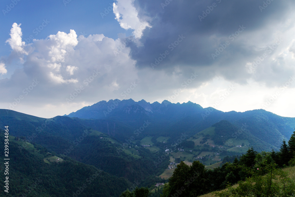 Panorami della Lombardia (Provincia di Bergamo) Panorami della Lombardia (Provincia di Bergamo)