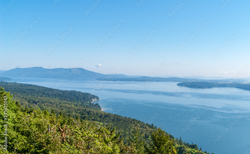 Obraz premium Overlooking Juan de Fuca strait - BC, Canada