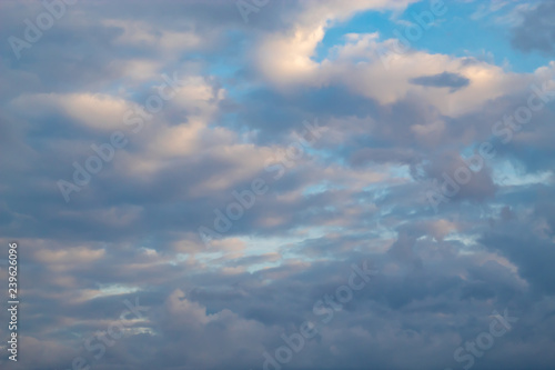 Fototapeta Naklejka Na Ścianę i Meble -  The beauty of the evening sky with clouds