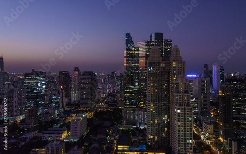 Crepúsculo en Bangkok skyline, Tailandia © gurb101088
