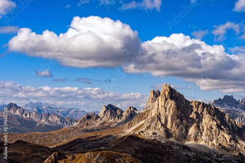 Scenic view of majestic Dolomites mountains in Italian Alps. Landscape shot at the Passo di Giau, in the the Italian Dolomites, during autumn time. © 1tomm