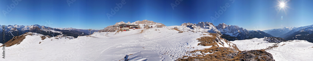 Campiglio, pista da sci dello Spinale, panoramica a 360°