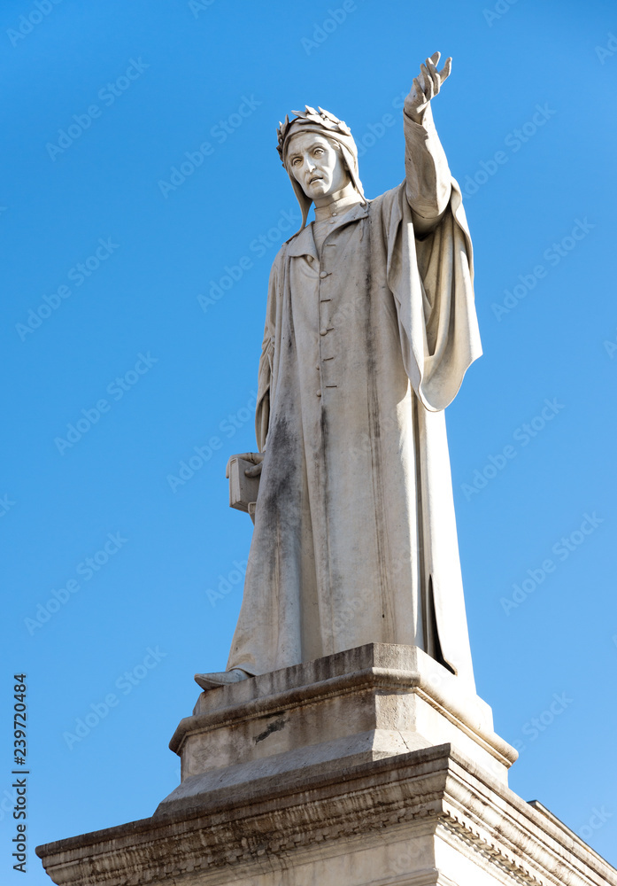 Dante Alighieri Statue - Italy