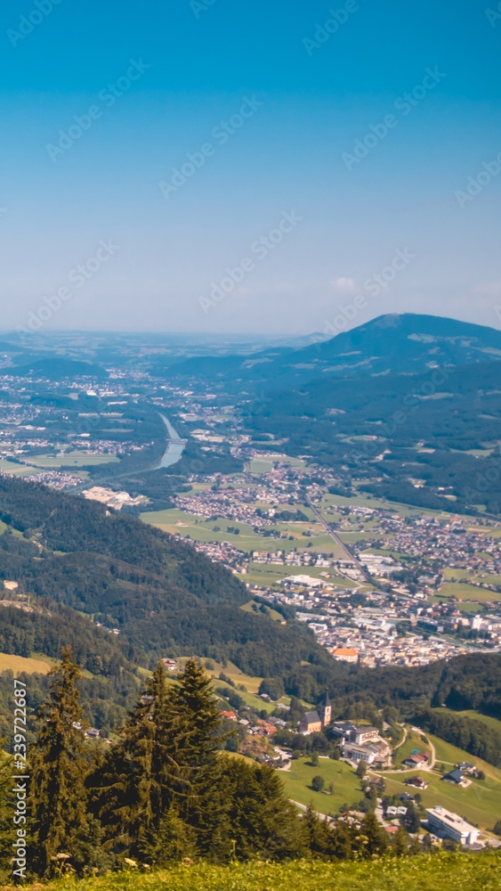 Naklejka premium Smartphone HD wallpaper of beautiful view at Hallein - Salzburg - Austria