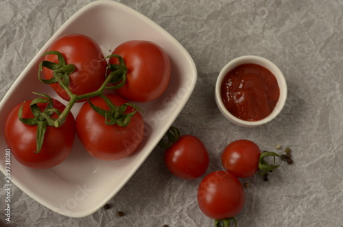 Organik salkım domates