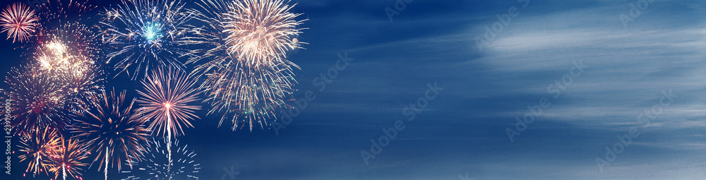 Wunderschönes Feuerwerk - obrazy, fototapety, plakaty 