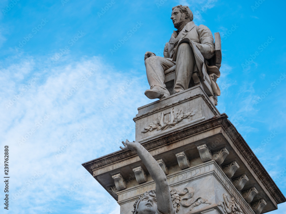 Obraz premium A particular view of the statue of Vincenzo Bellini, a famous Italian composer and one of the most famous nineteenth-century Operists