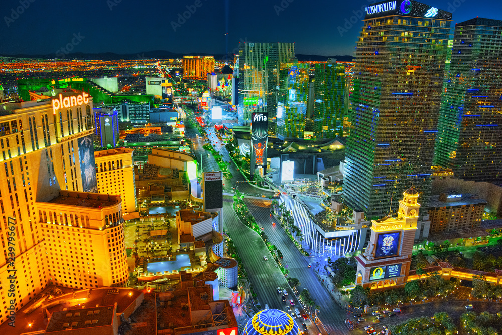 Main street of Las Vegas-is the Strip in evening time. - obrazy, fototapety, plakaty 