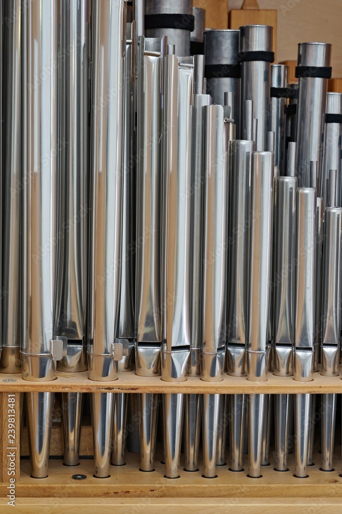 Orgelpfeifen einer Orgel Orgelpfeifen einer Orgel