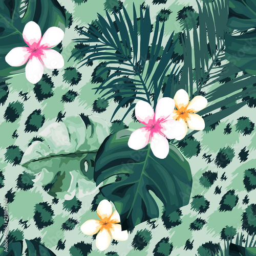 Tropical seamless pattern. Leopard print. Animal background. Vector illustration