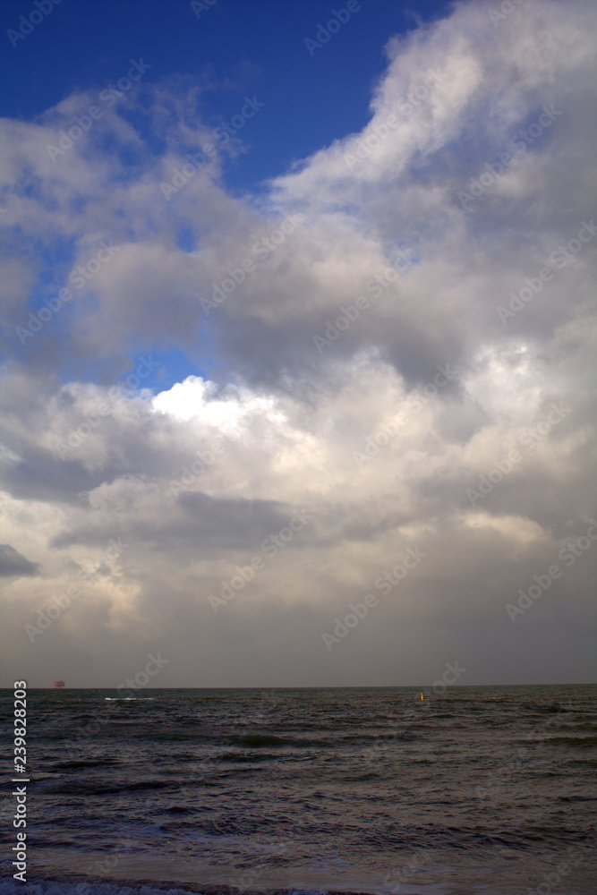 seascape,horizon,sky,white,clouds,water,wave,view,nature