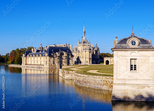 View of Chantilly castle with reflection