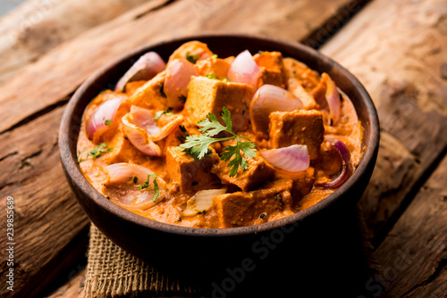 Fotografie Paneer Do Pyaza  is a popular punjabi vegetarian recipe using cubes of cottage c